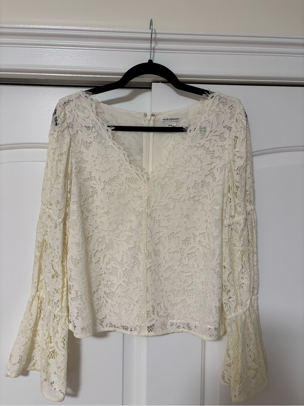 Club Monaco Cream Lace V-Neck Bell Sleeve Blouse